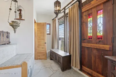 Property 26-6910 - Photo 58