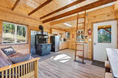 Property 25-10471 - Photo 51