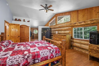 Property 26-7944 - Photo 26