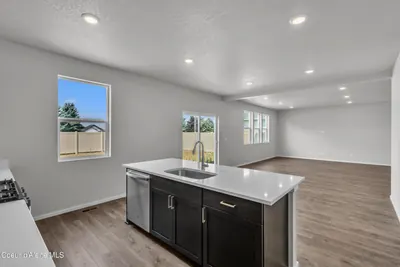 Property 26-8710 - Photo 11