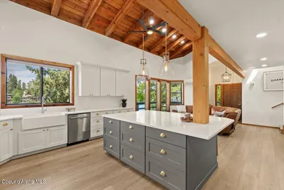 Property 26-10493 - Photo 22