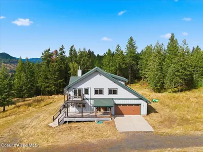 Property 26-9251 - Photo 100