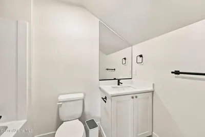 Property 26-9351 - Photo 33