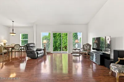 Property 26-8400 - Photo 8