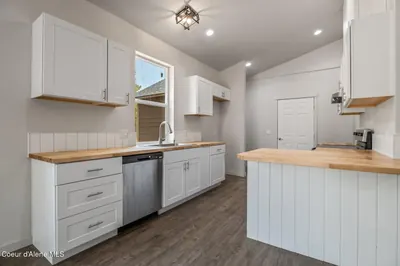 Property 26-8420 - Photo 5
