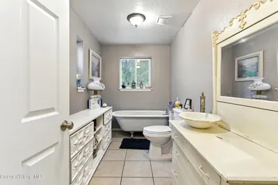 Property 26-2225 - Photo 19