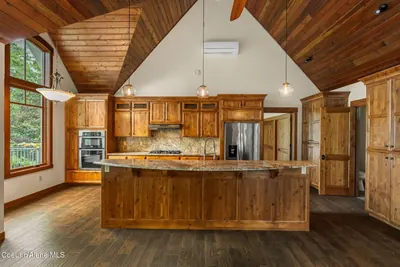 Property 26-7737 - Photo 13