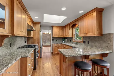 Property 26-10095 - Photo 12
