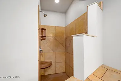 Property 26-8617 - Photo 87