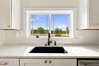 Property 26-10516 - Photo 22