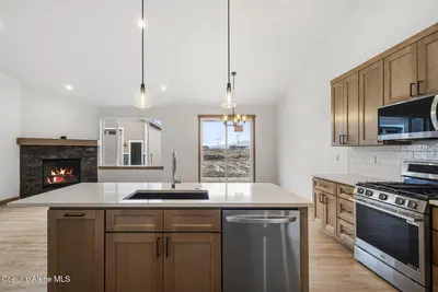 Property 26-8647 - Photo 5