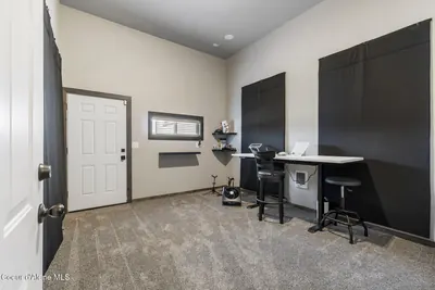 Property 26-8077 - Photo 43