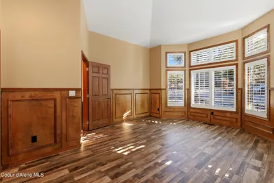 Property 26-9866 - Photo 31