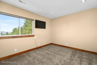 Property 26-8617 - Photo 73
