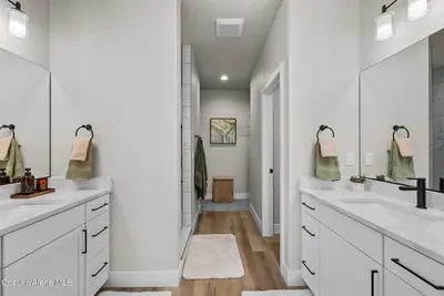 Property 26-8351 - Photo 32