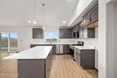 Property 26-678 - Photo 5