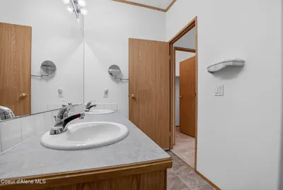 Property 26-6863 - Photo 25