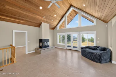 Property 26-7016 - Photo 90