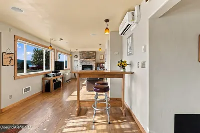 Property 26-10103 - Photo 13