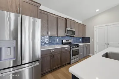 Property 26-7651 - Photo 25