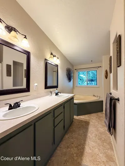 Property 26-9982 - Photo 25