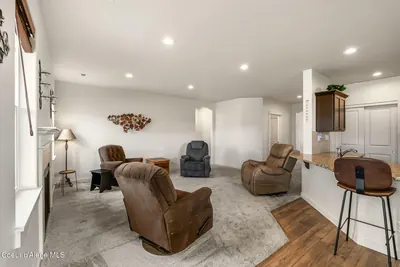 Property 26-10490 - Photo 12