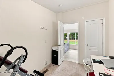 Property 26-8281 - Photo 23