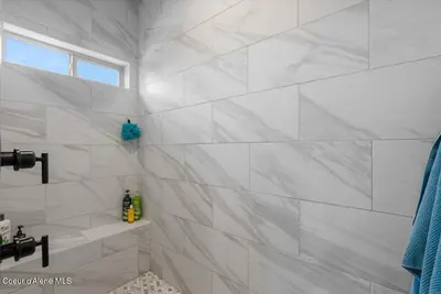 Property 26-10108 - Photo 33
