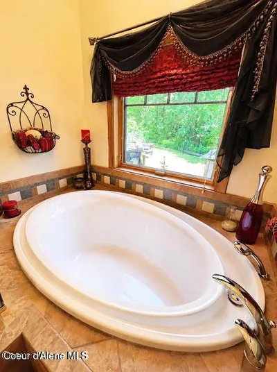 Property 26-6169 - Photo 43