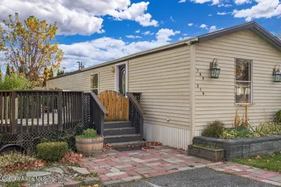 Property 26-10528 - Photo 1