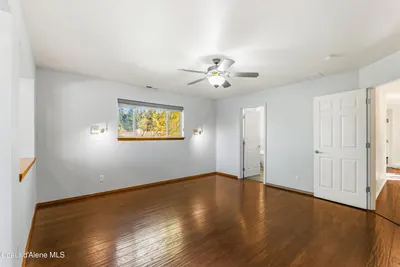 Property 26-10400 - Photo 27