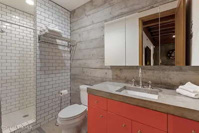 Property 26-9325 - Photo 31