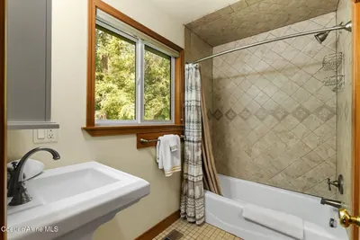 Property 26-10293 - Photo 25