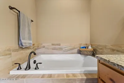 Property 26-1426 - Photo 24
