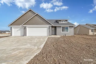 Property 26-2744 - Photo 2