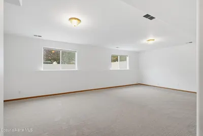 Property 26-10086 - Photo 25