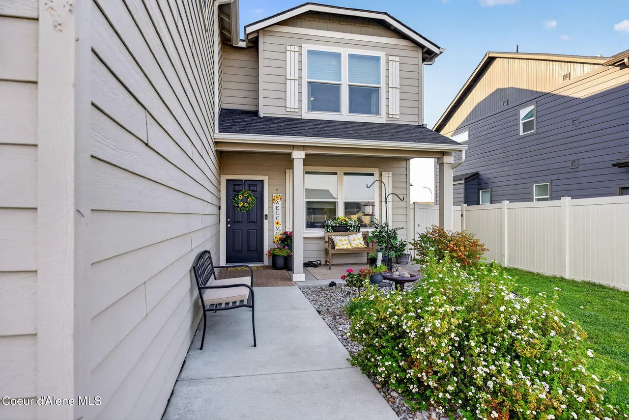 Property 26-8687 - Photo 1