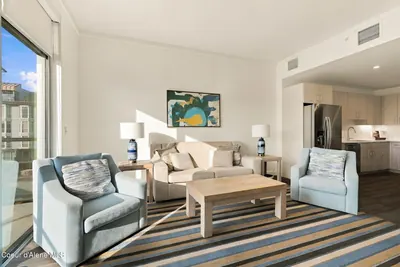 Property 26-10425 - Photo 19