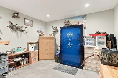 Property 26-8552 - Photo 36