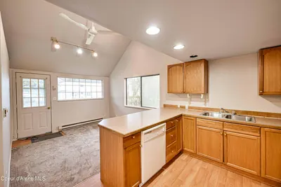 Property 26-3948 - Photo 3