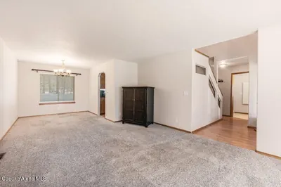 Property 26-10057 - Photo 5