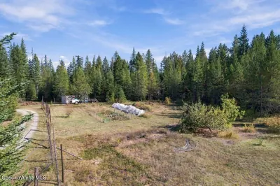 Property 26-9818 - Photo 52