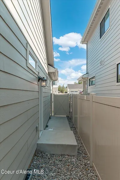 Property 26-10210 - Photo 59