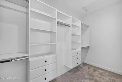 Property 26-8009 - Photo 25