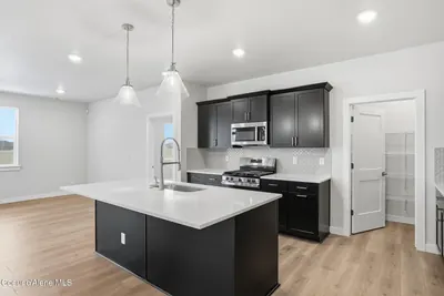 Property 26-10605 - Photo 9