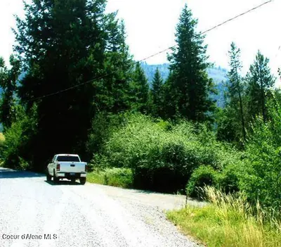 Property 25-11585 - Photo 2