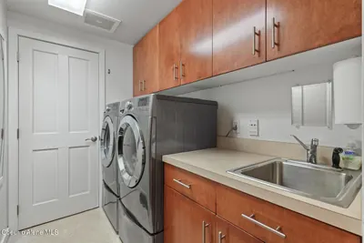 Property 26-1989 - Photo 23