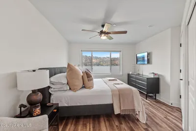 Property 26-8208 - Photo 12