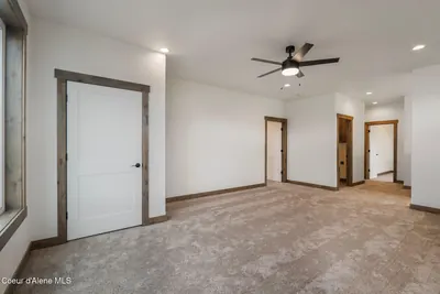 Property 26-8031 - Photo 16
