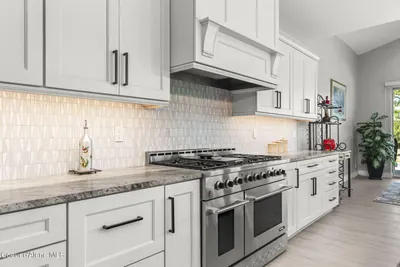 Property 26-9331 - Photo 22